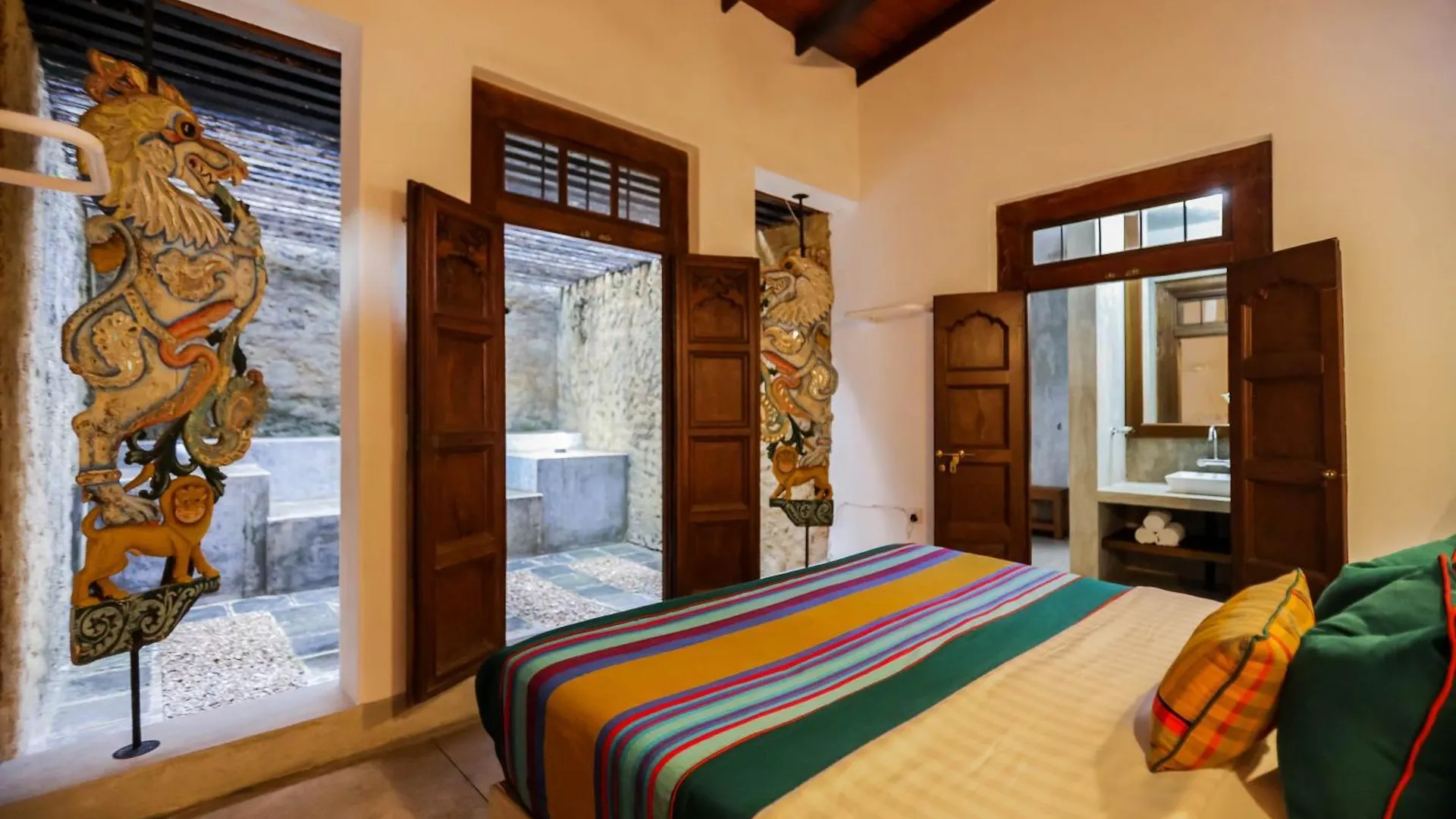 Margossa Residence Kandy